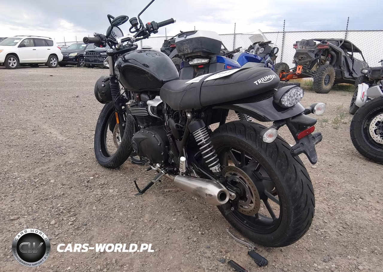 2023 Triumph Motorcycle Speed Twin 900 VIN:SMTD31G7XPTBJ9219 - 3