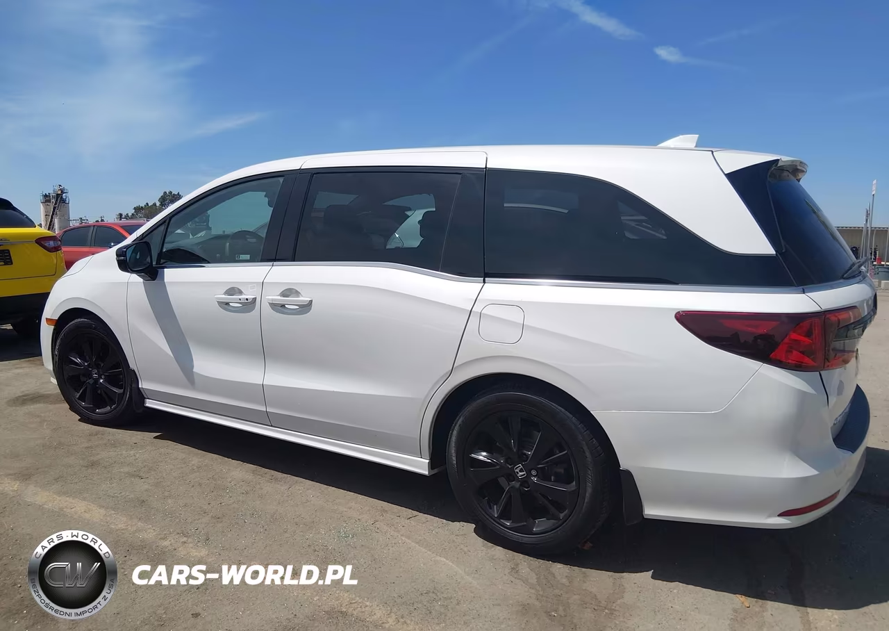 2023 Honda Odyssey Sport VIN:5FNRL6H79PB043718 - 14