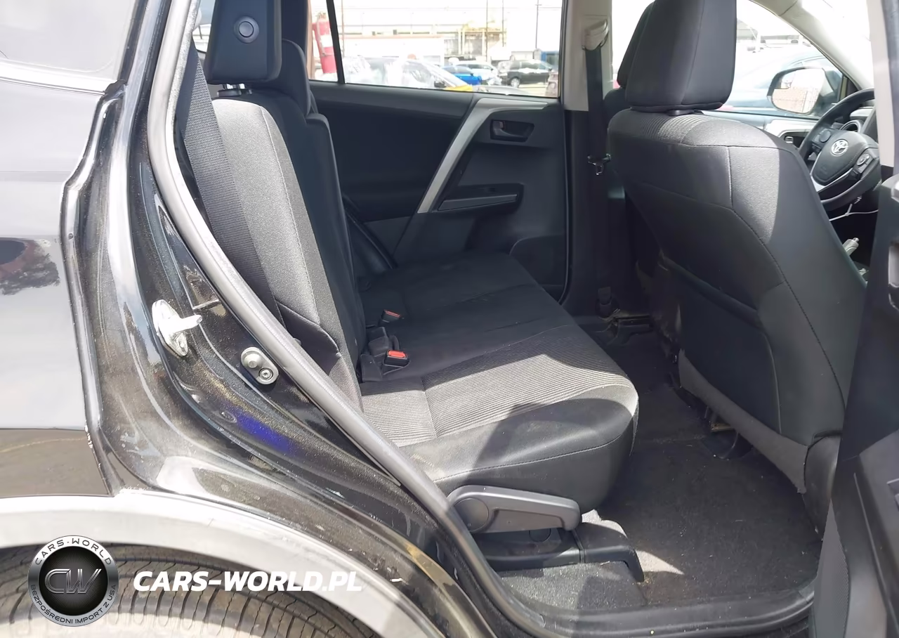 2018 Toyota Rav4 Le VIN:2T3ZFREV7JW420222 - 8