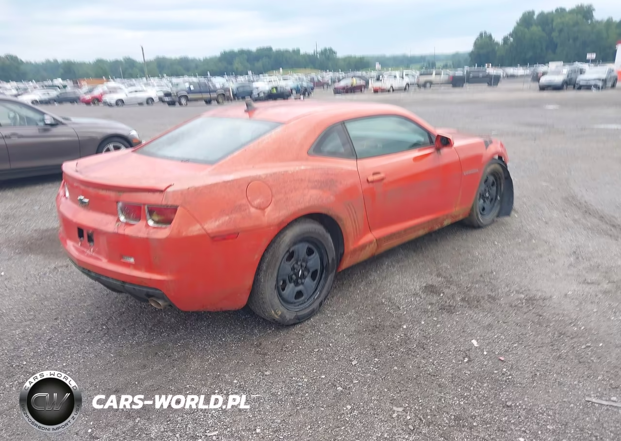 2013 Chevrolet Camaro 2Ls VIN:2G1FA1E33D9185682 - 4