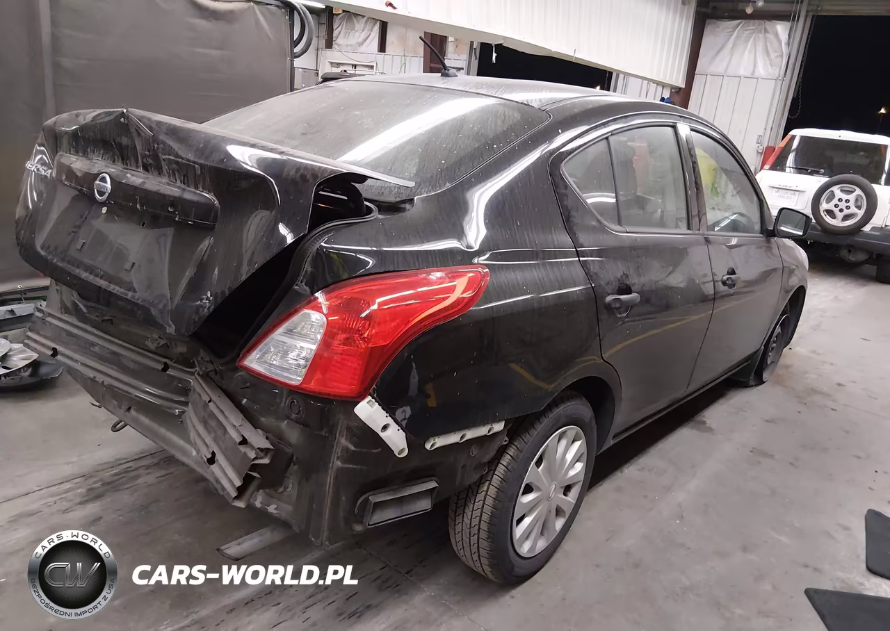 2018 Nissan Versa 1.6 S VIN:3N1CN7AP5JL844142 - 4
