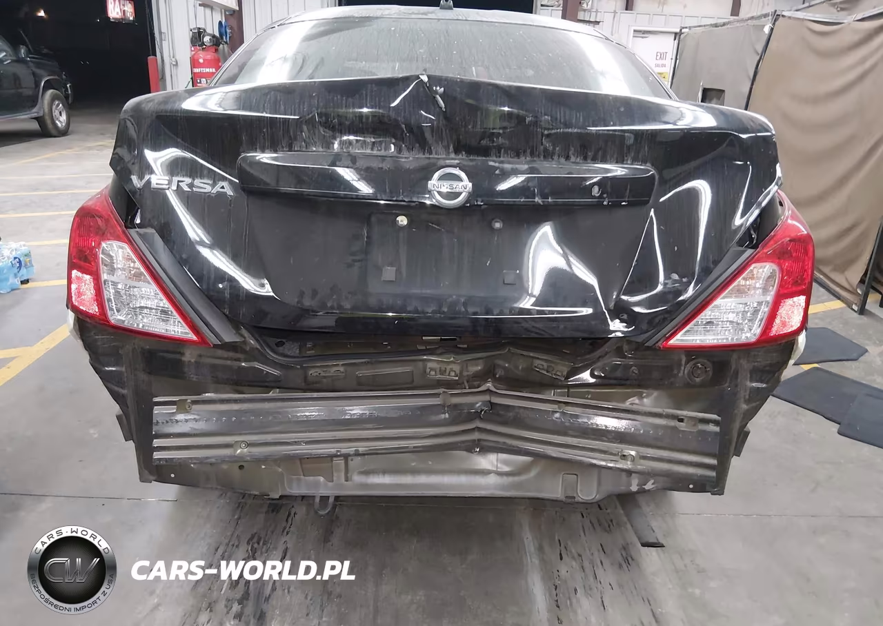 2018 Nissan Versa 1.6 S VIN:3N1CN7AP5JL844142 - 6