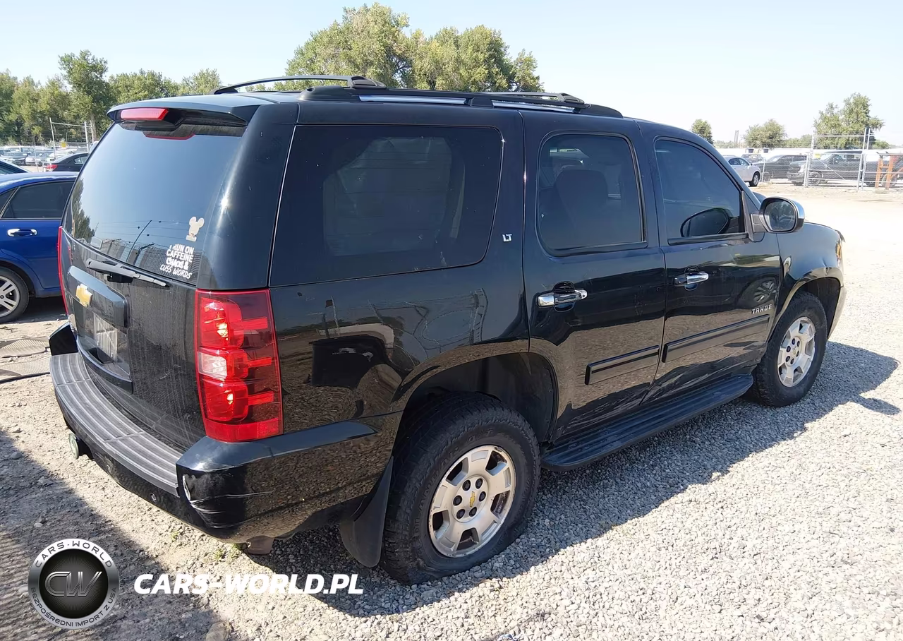 2013 Chevrolet Tahoe K1500 Lt VIN:1GNSKBE08DR336138 - 4
