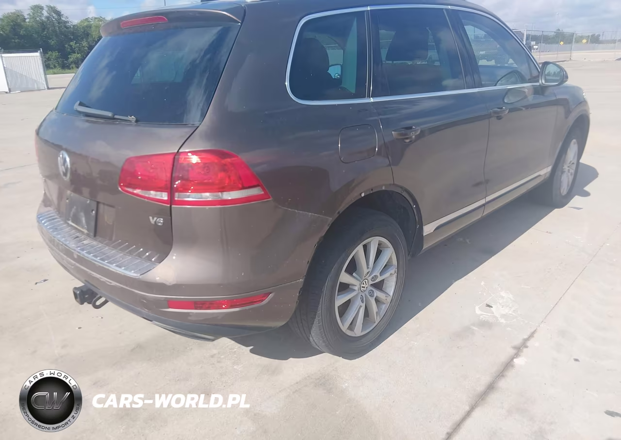 2013 Volkswagen Touareg Vr6 Sport VIN:WVGEF9BP4DD009586 - 4