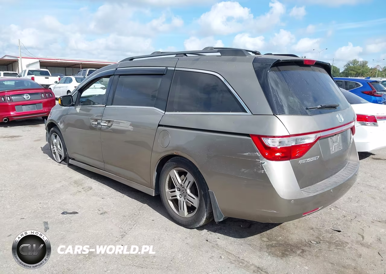 2012 Honda Odyssey Touring-Touring Elite VIN:5FNRL5H96CB081669 - 3