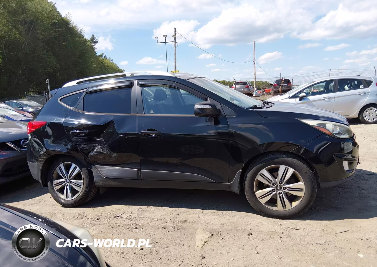 2015 Hyundai Tucson Limited VIN:KM8JUCAG0FU069001 - 13
