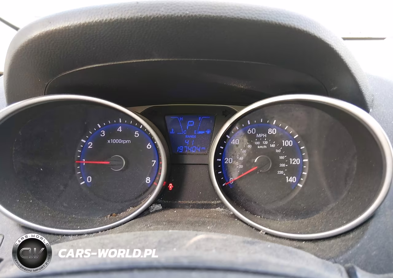 2015 Hyundai Tucson Limited VIN:KM8JUCAG0FU069001 - 7