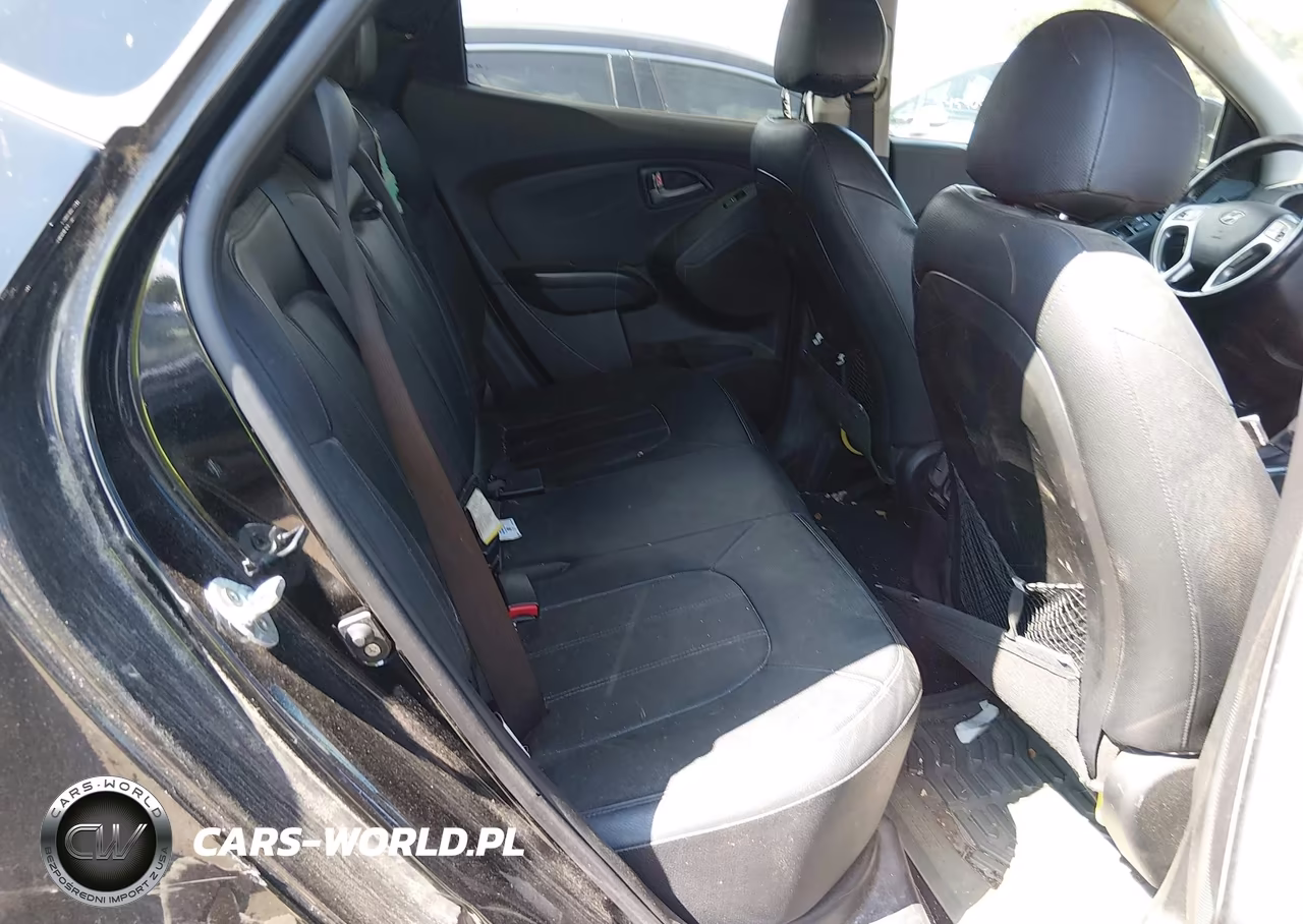 2015 Hyundai Tucson Limited VIN:KM8JUCAG0FU069001 - 8