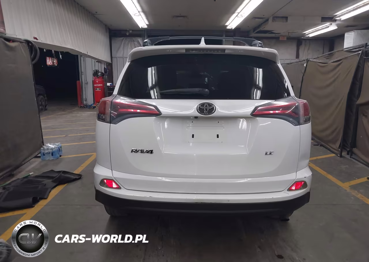 2017 Toyota Rav4 Le VIN:JTMZFREV8HJ712390 - 16