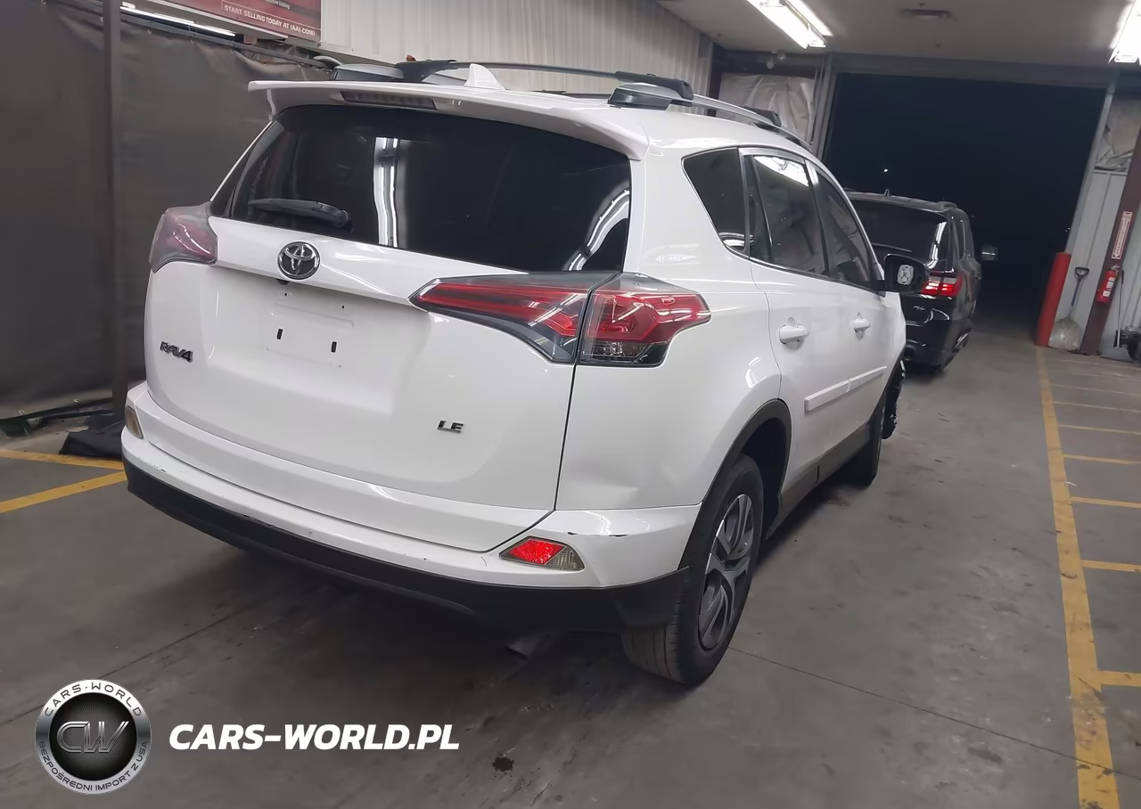 2017 Toyota Rav4 Le VIN:JTMZFREV8HJ712390 - 4