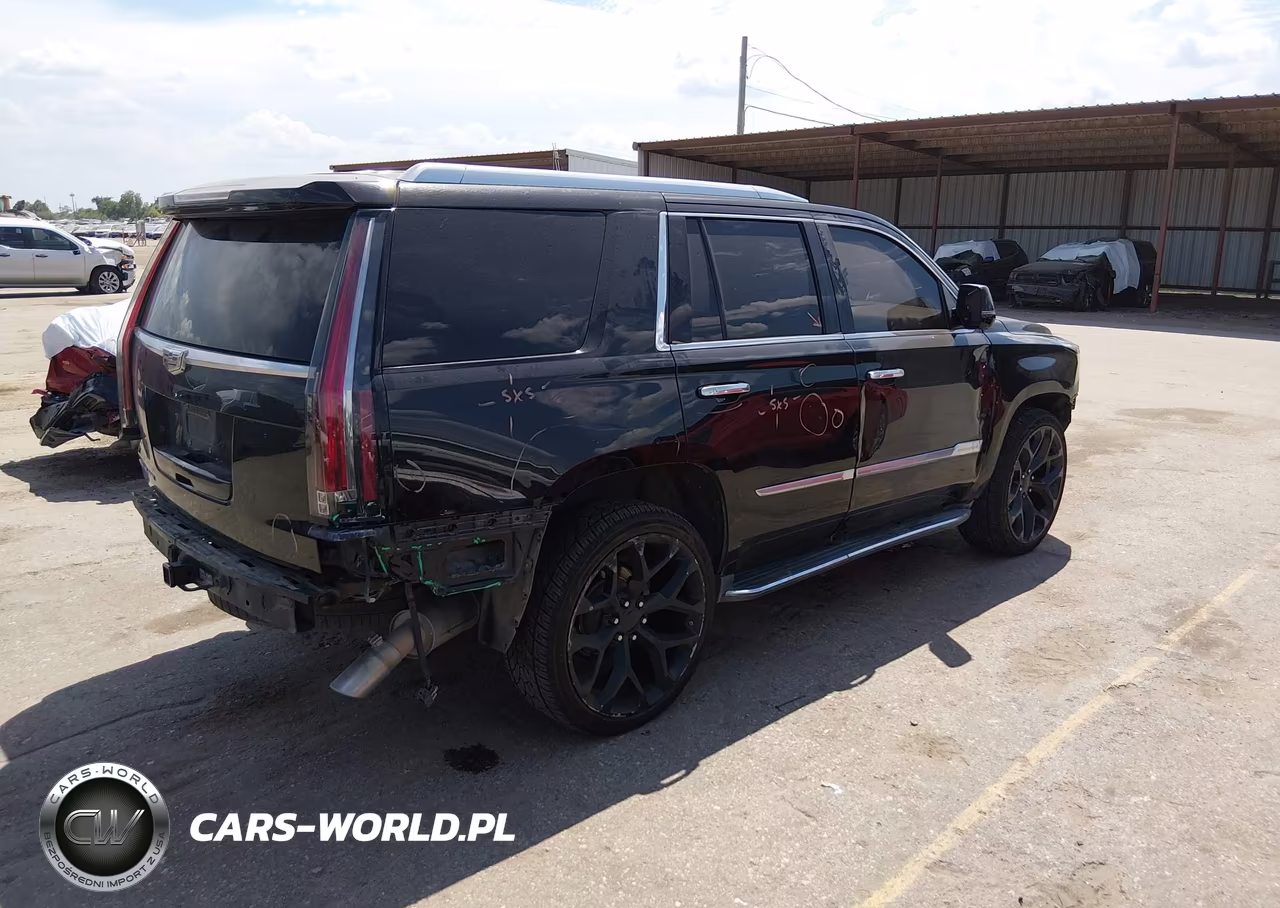 2015 Cadillac Escalade Luxury VIN:1GYS3MKJ7FR742102 - 4