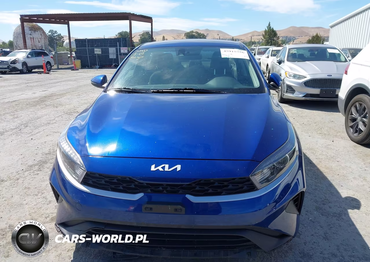 2023 Kia Forte Lxs VIN:3KPF24AD5PE693288 - 12