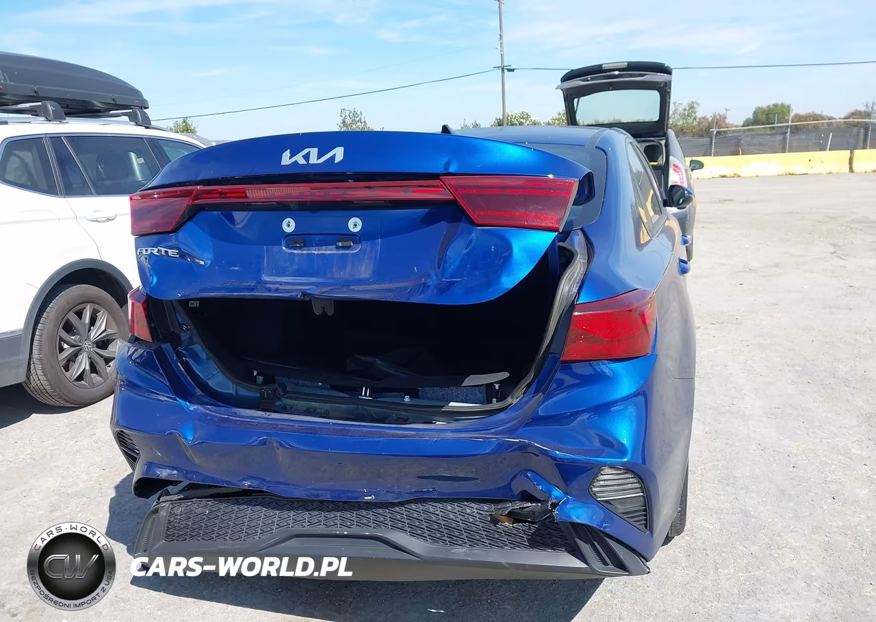 2023 Kia Forte Lxs VIN:3KPF24AD5PE693288 - 16