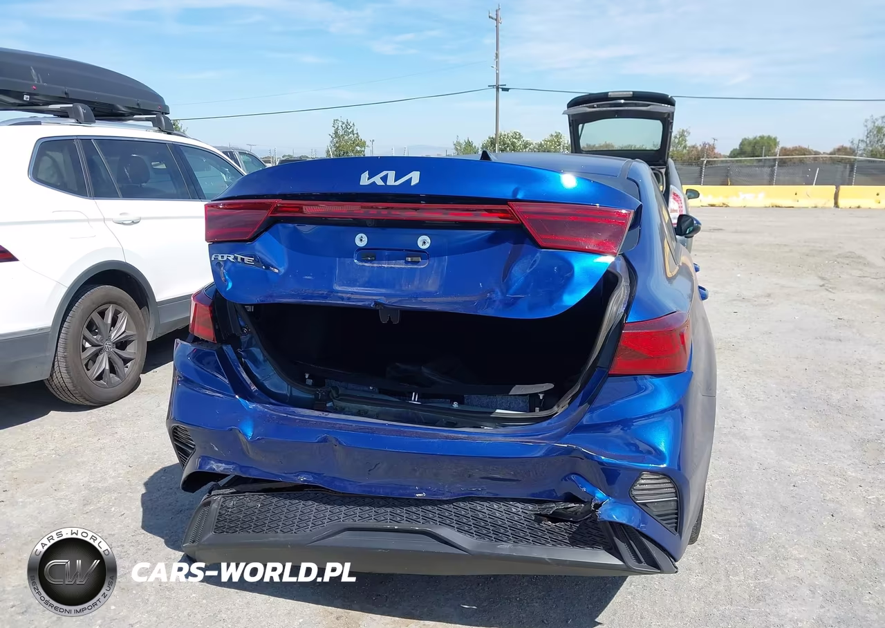 2023 Kia Forte Lxs VIN:3KPF24AD5PE693288 - 6