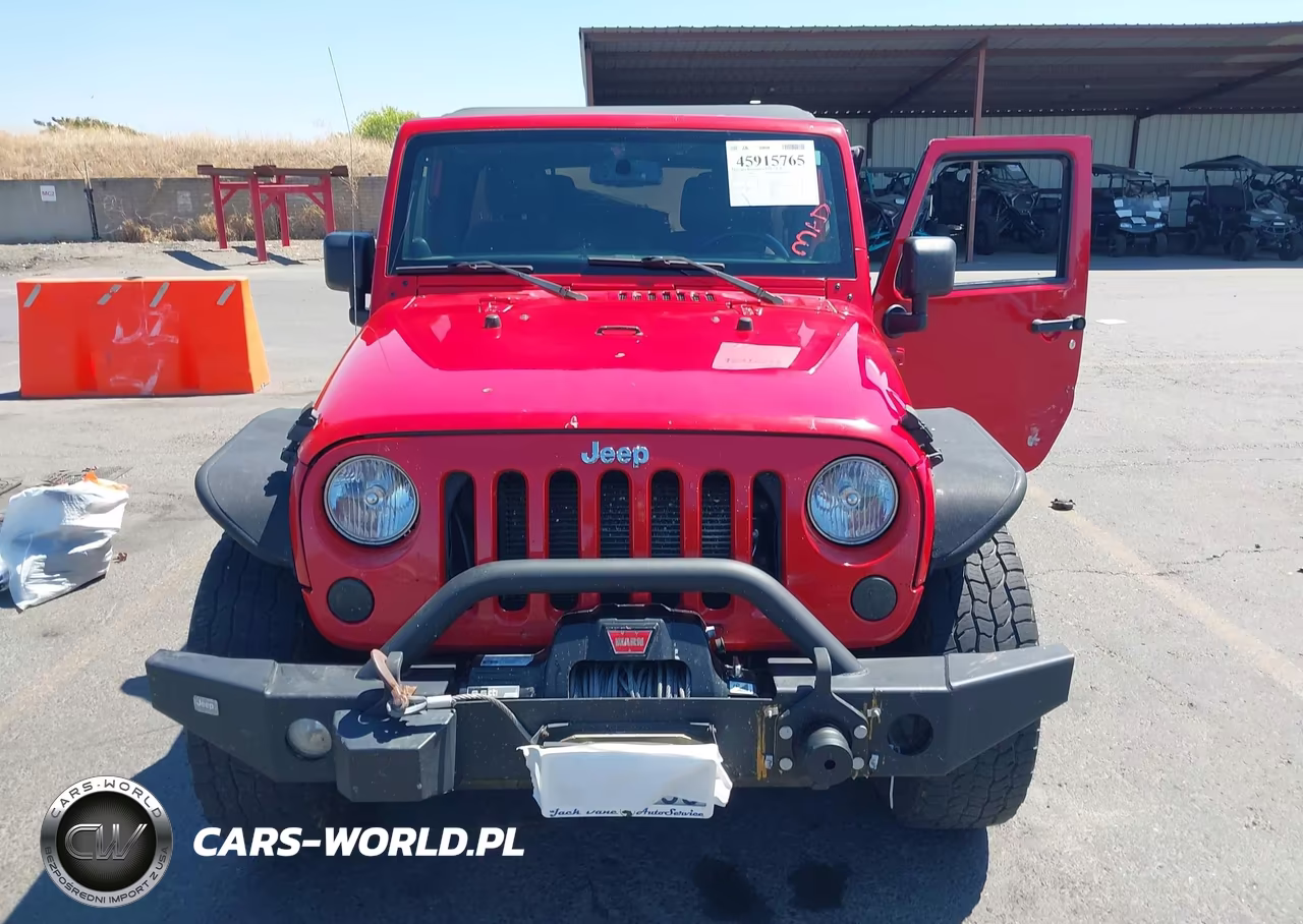 2013 Jeep Wrangler Unlimited Sport VIN:1C4BJWDG3DL673806 - 12