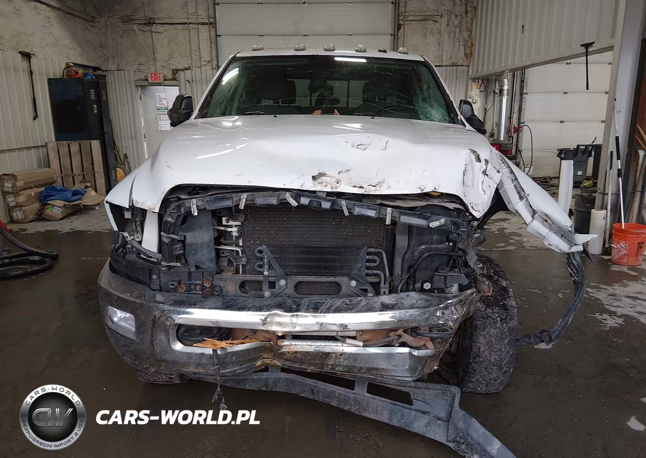 2015 Ram 2500 Power Wagon VIN:3C6TR5EJ0FG692970 - 13