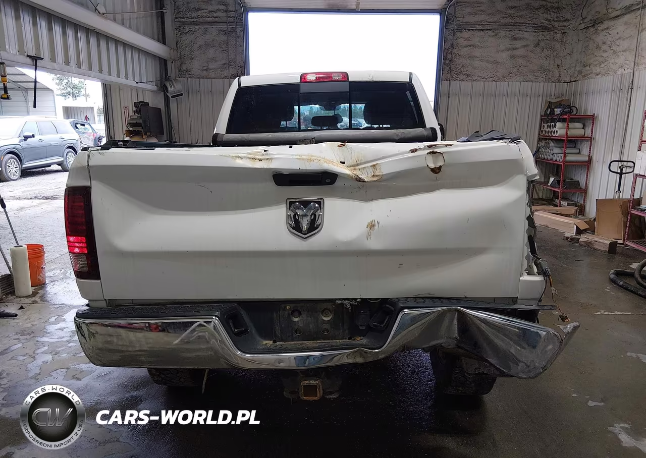 2015 Ram 2500 Power Wagon VIN:3C6TR5EJ0FG692970 - 17