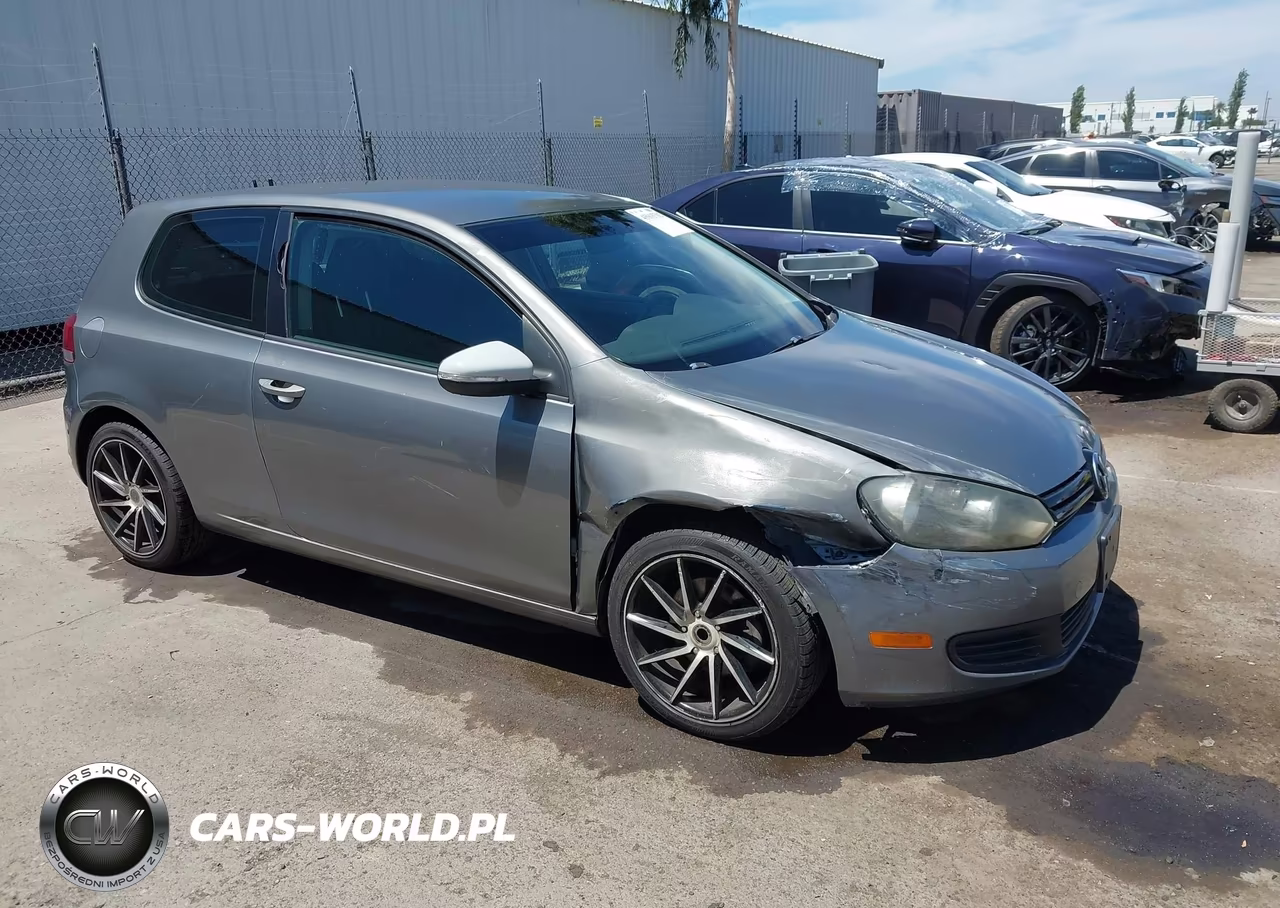 2010 Volkswagen Golf 2-Door