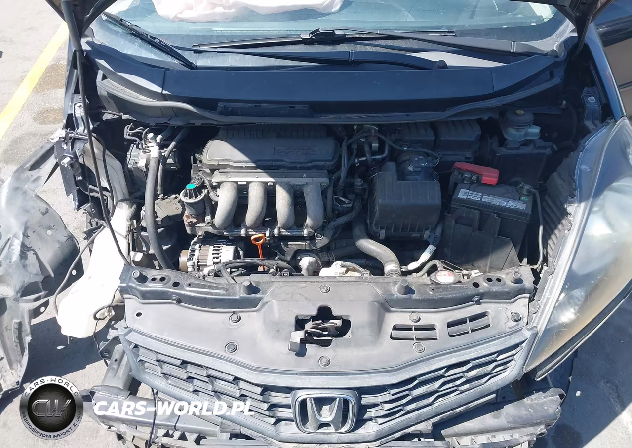 2013 Honda Fit Sport VIN:JHMGE8H56DC072838 - 10