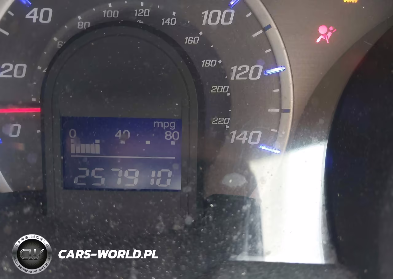 2013 Honda Fit Sport VIN:JHMGE8H56DC072838 - 7