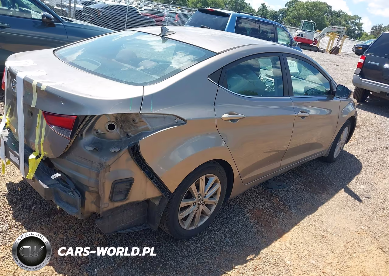 2015 Hyundai Elantra Se VIN:5NPDH4AE0FH633153 - 4