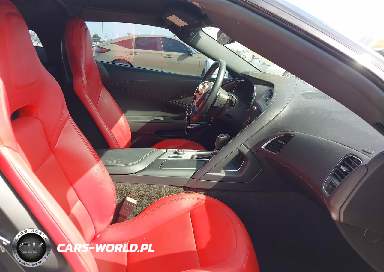 2018 Chevrolet Corvette Stingray VIN:1G1YB2D72J5101313 - 5
