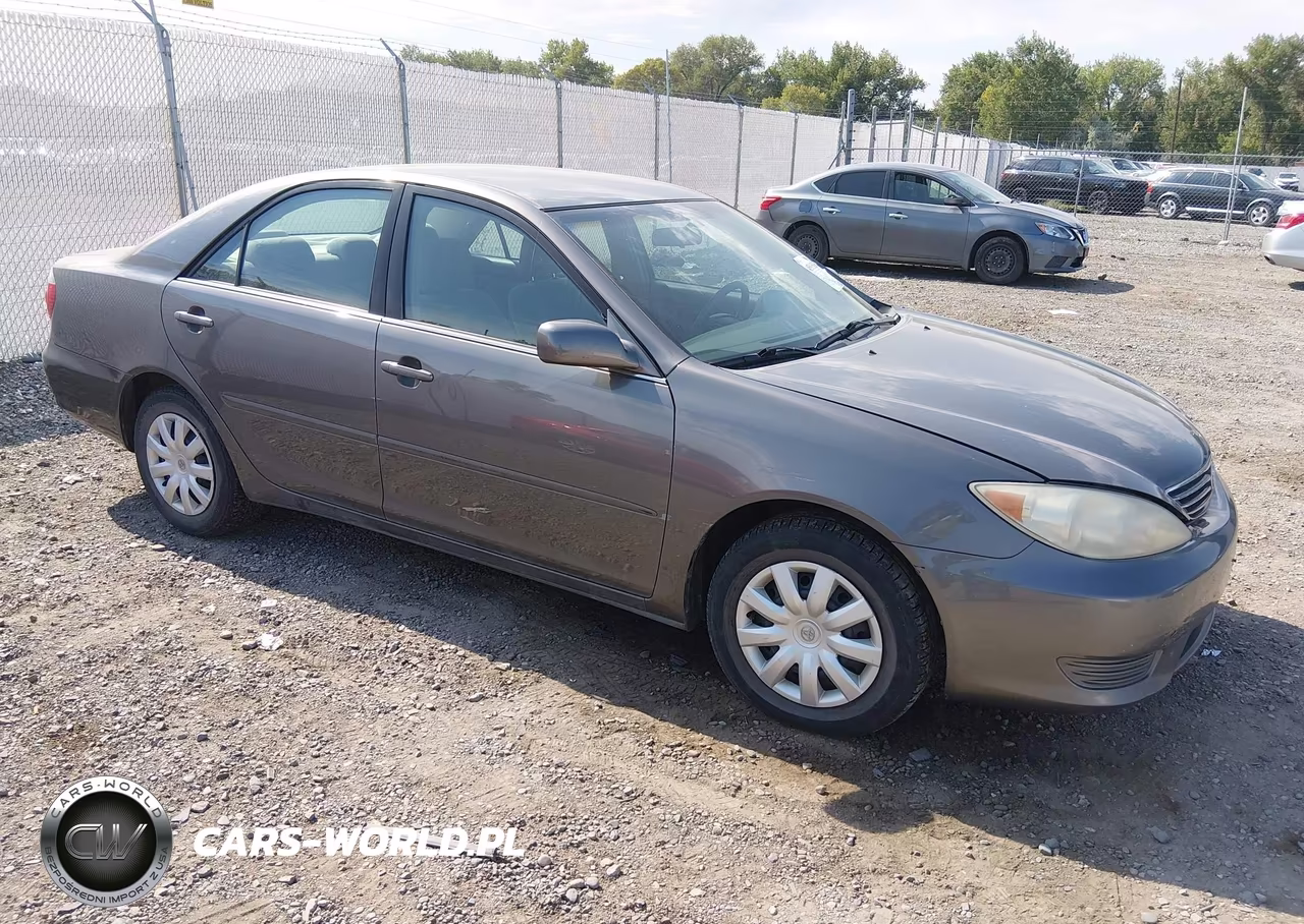 2005 Toyota Camry Le