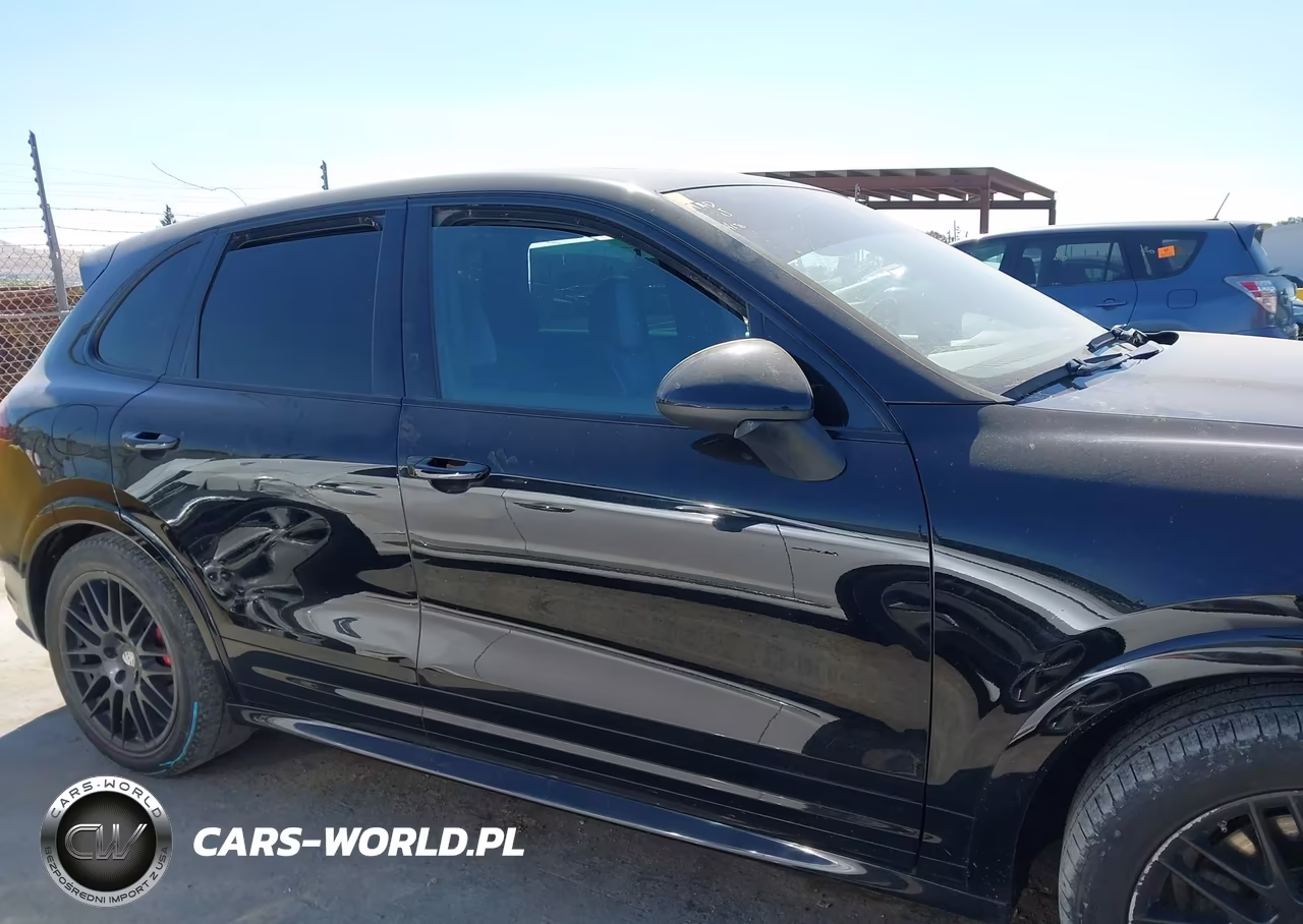 2013 Porsche Cayenne Gts VIN:WP1AD2A21DLA75667 - 13