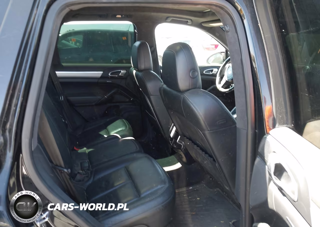 2013 Porsche Cayenne Gts VIN:WP1AD2A21DLA75667 - 8