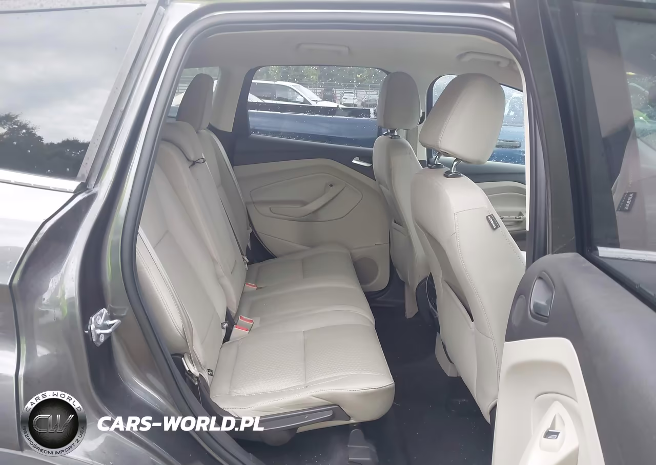 2017 Ford Escape Se VIN:1FMCU9GD5HUD99325 - 8