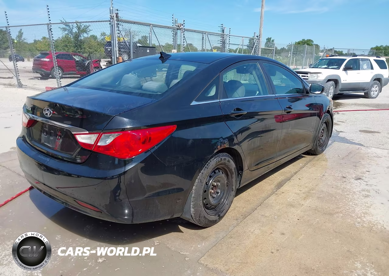 2013 Hyundai Sonata Gls VIN:5NPEB4AC7DH595373 - 4