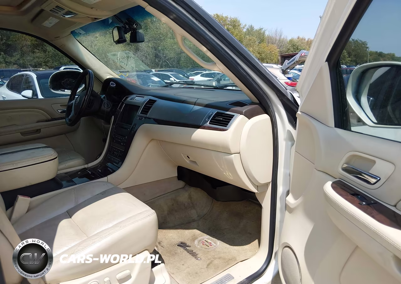 2007 Cadillac Escalade Standard VIN:1GYFK63877R267158 - 5