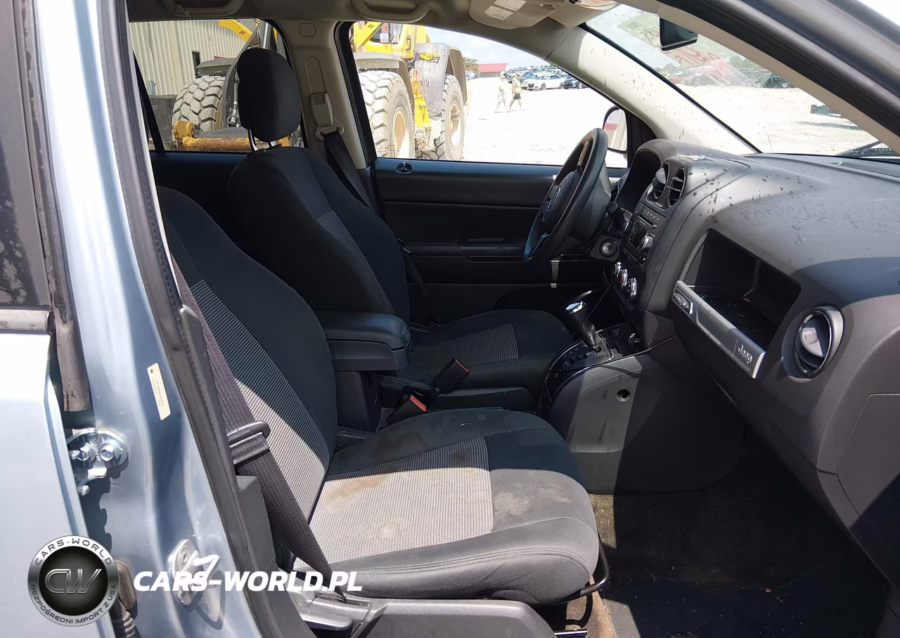 2014 Jeep Compass Sport VIN:1C4NJCBAXED508471 - 5