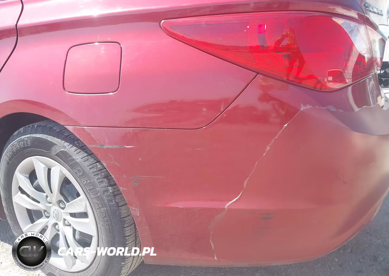 HYUNDAI SONATA GLS VIN:5NPEB4AC0BH057448 - 6