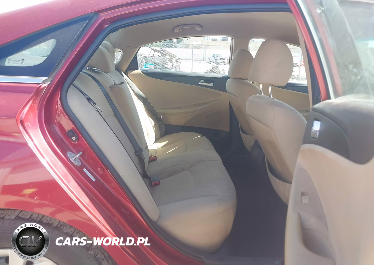 HYUNDAI SONATA GLS VIN:5NPEB4AC0BH057448 - 8