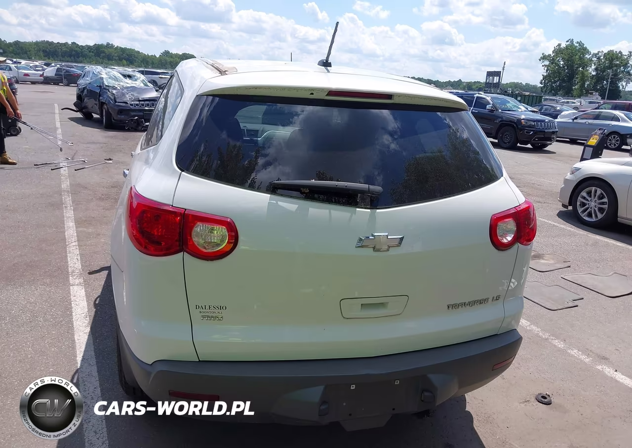 2010 Chevrolet Traverse Ls VIN:1GNLVEED7AS146156 - 16