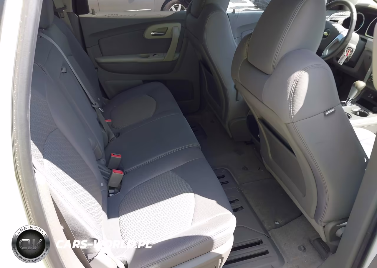 2010 Chevrolet Traverse Ls VIN:1GNLVEED7AS146156 - 8