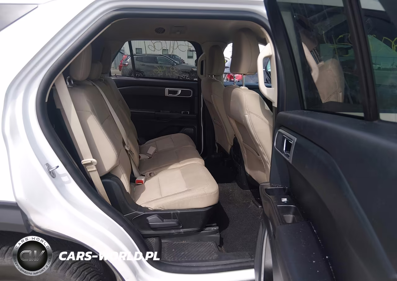 2024 Ford Explorer VIN:1FMSK8BH2RGA25583 - 8