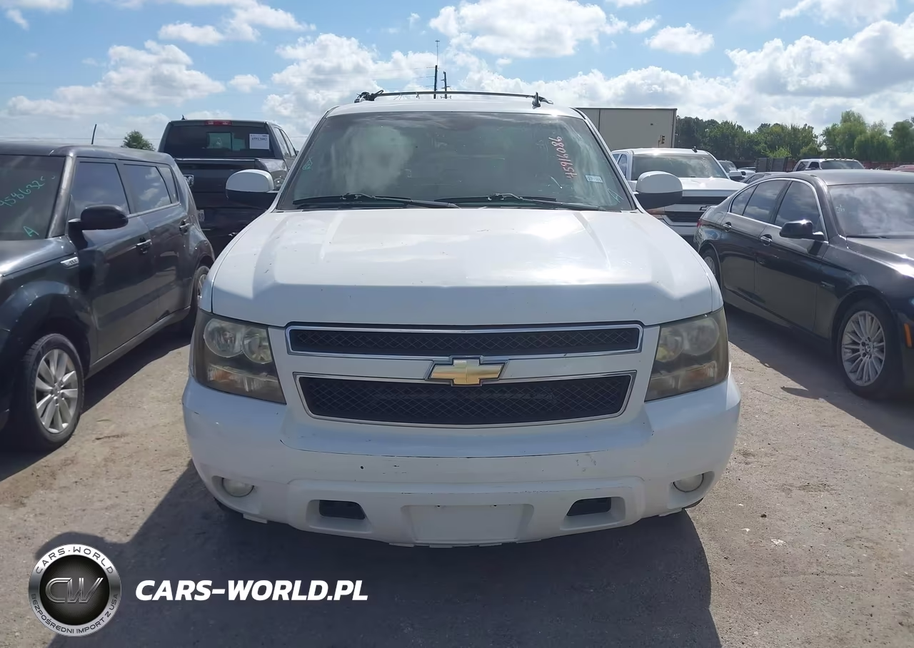 2011 Chevrolet Tahoe Lt VIN:1GNSCBE07BR192690 - 12