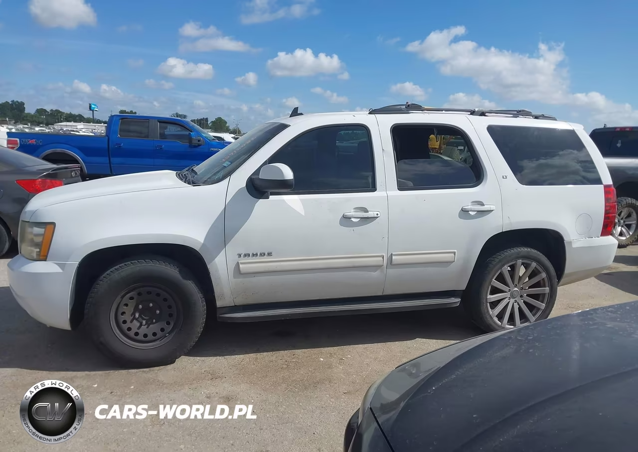 2011 Chevrolet Tahoe Lt VIN:1GNSCBE07BR192690 - 14