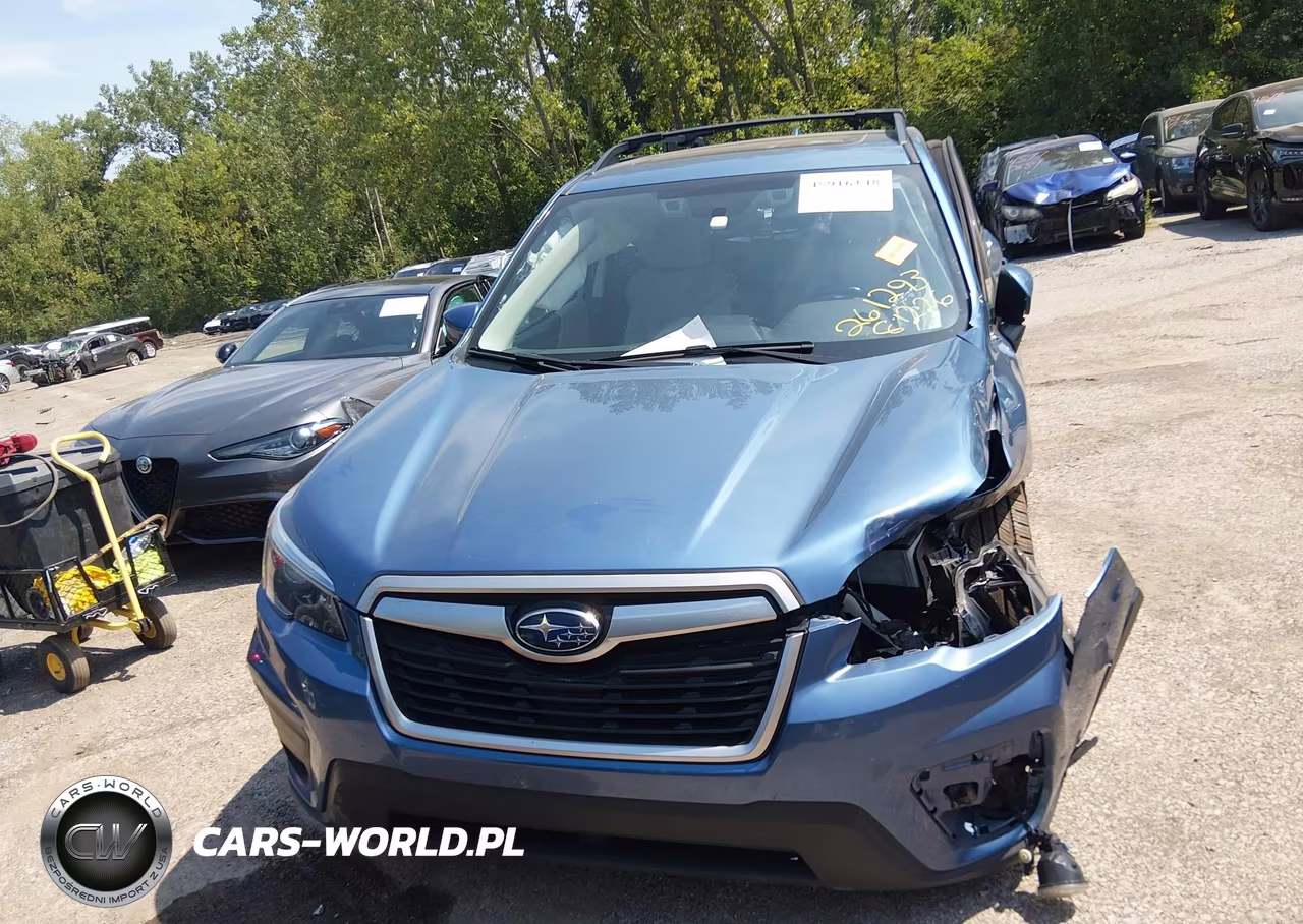 2021 Subaru Forester Premium VIN:JF2SKAFCXMH551006 - 12