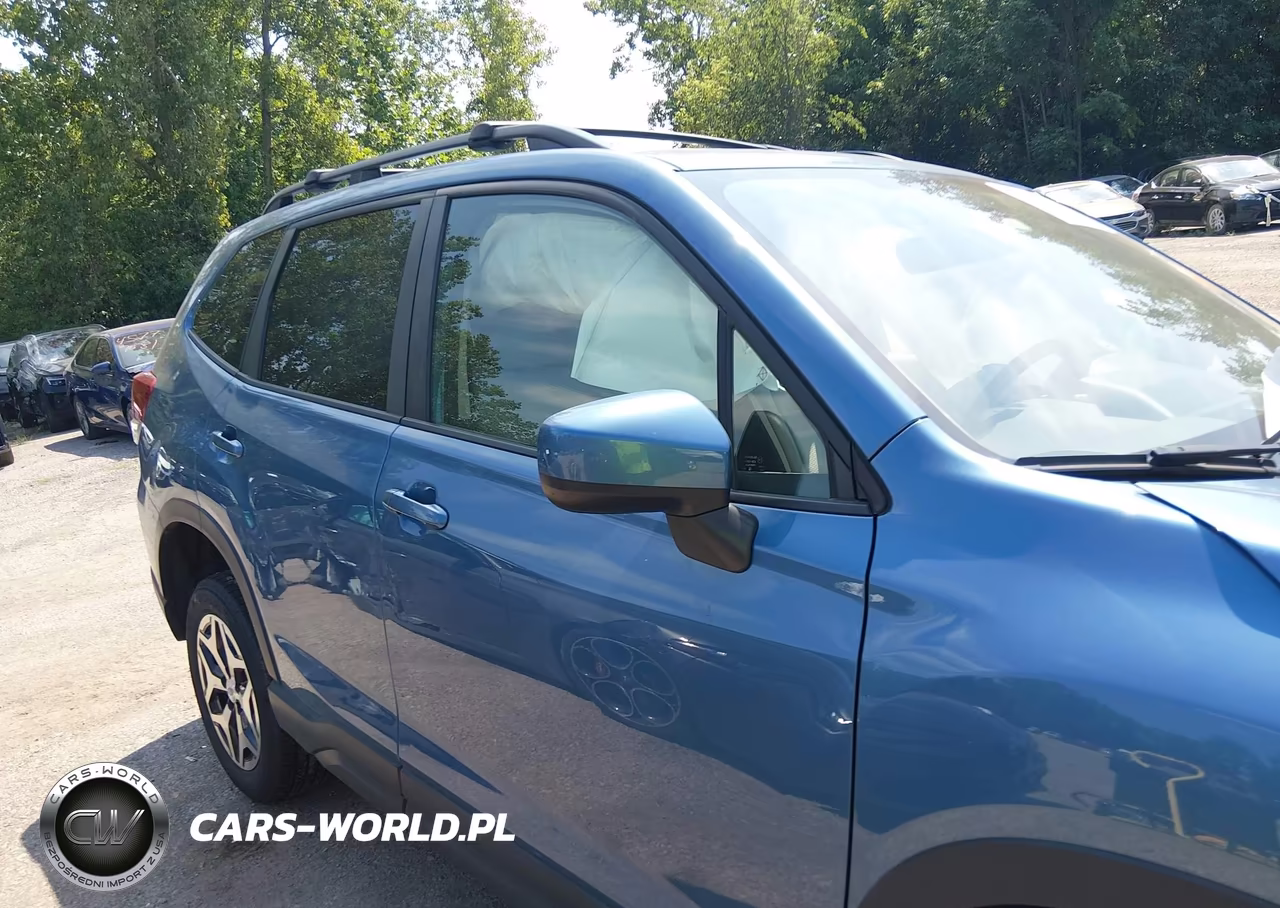 2021 Subaru Forester Premium VIN:JF2SKAFCXMH551006 - 13