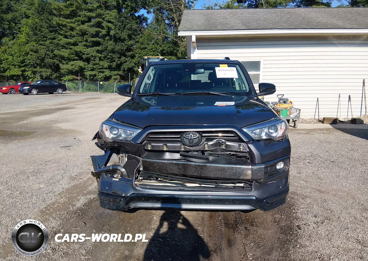 2021 Toyota 4Runner Nightshade Special Edition VIN:JTEJU5JR5M5968683 - 13