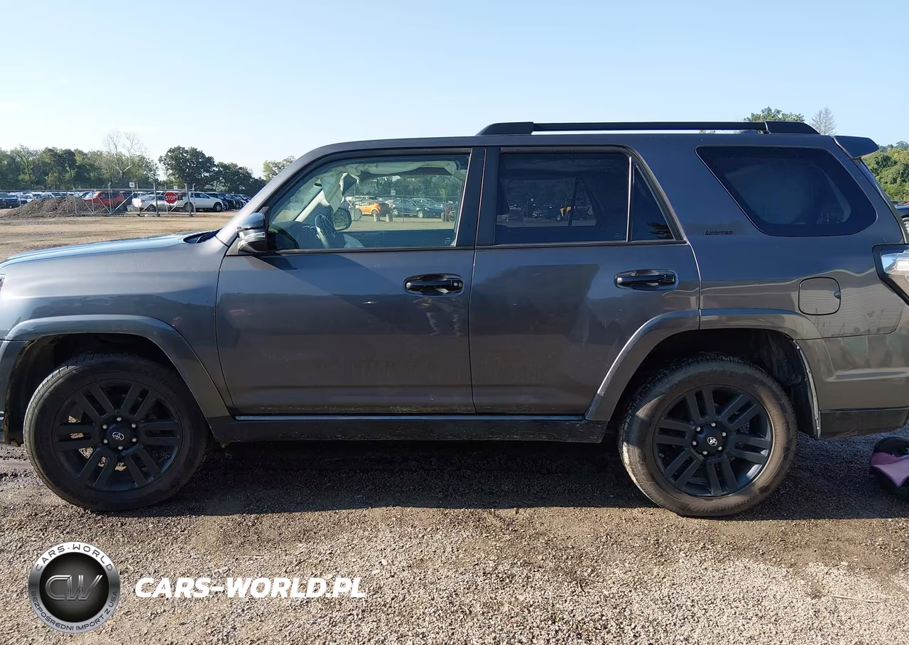2021 Toyota 4Runner Nightshade Special Edition VIN:JTEJU5JR5M5968683 - 15