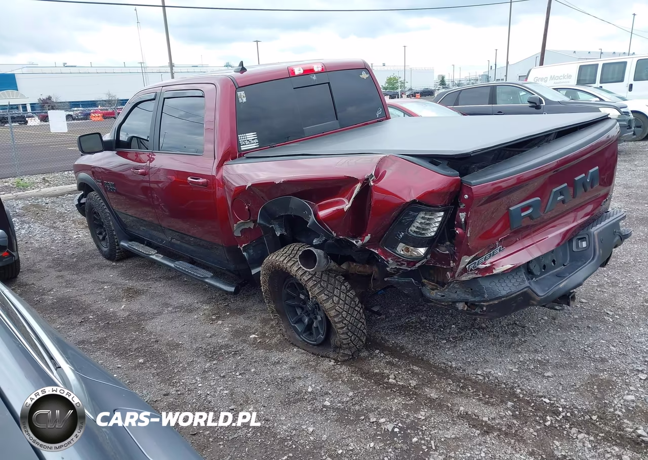2018 Ram 1500 Rebel 4X4 5'7 Box VIN:1C6RR7YTXJS236270 - 3