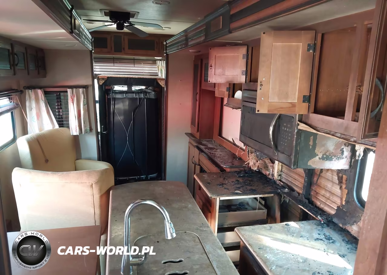 2016 Jayco Travel Trailer VIN:1UJBJ0BV1G11J0140 - 8
