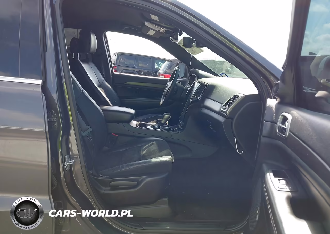 2018 Jeep Grand Cherokee Laredo E 4X2 VIN:1C4RJEAG6JC451219 - 5