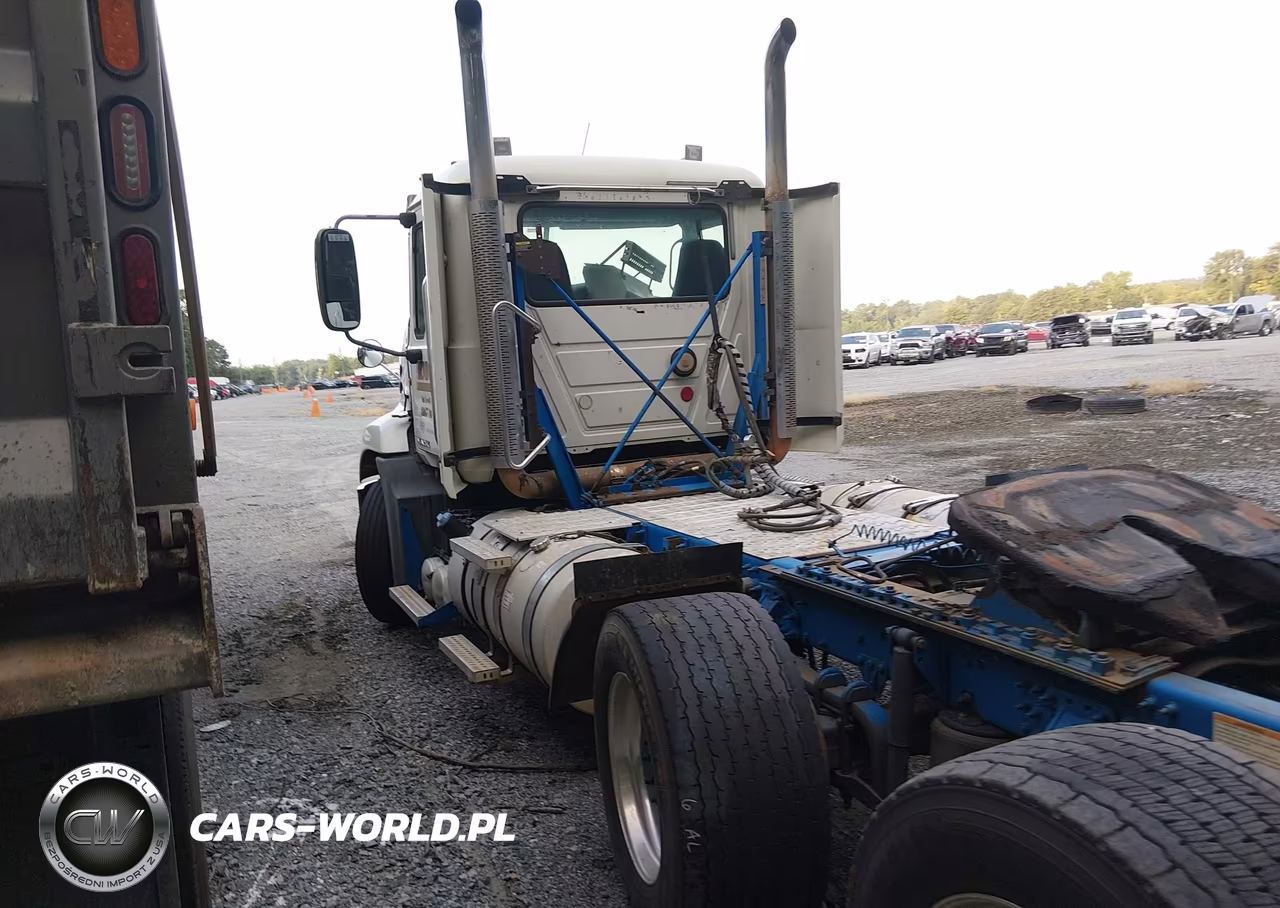2013 Mack 600 Cxu600 VIN:1M1AW07Y1DM029858 - 15