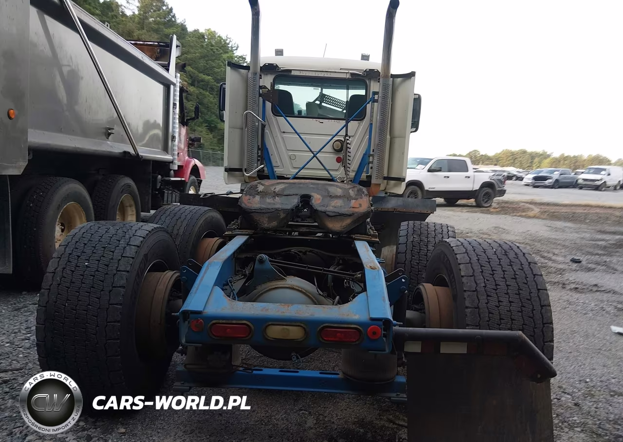 2013 Mack 600 Cxu600 VIN:1M1AW07Y1DM029858 - 16