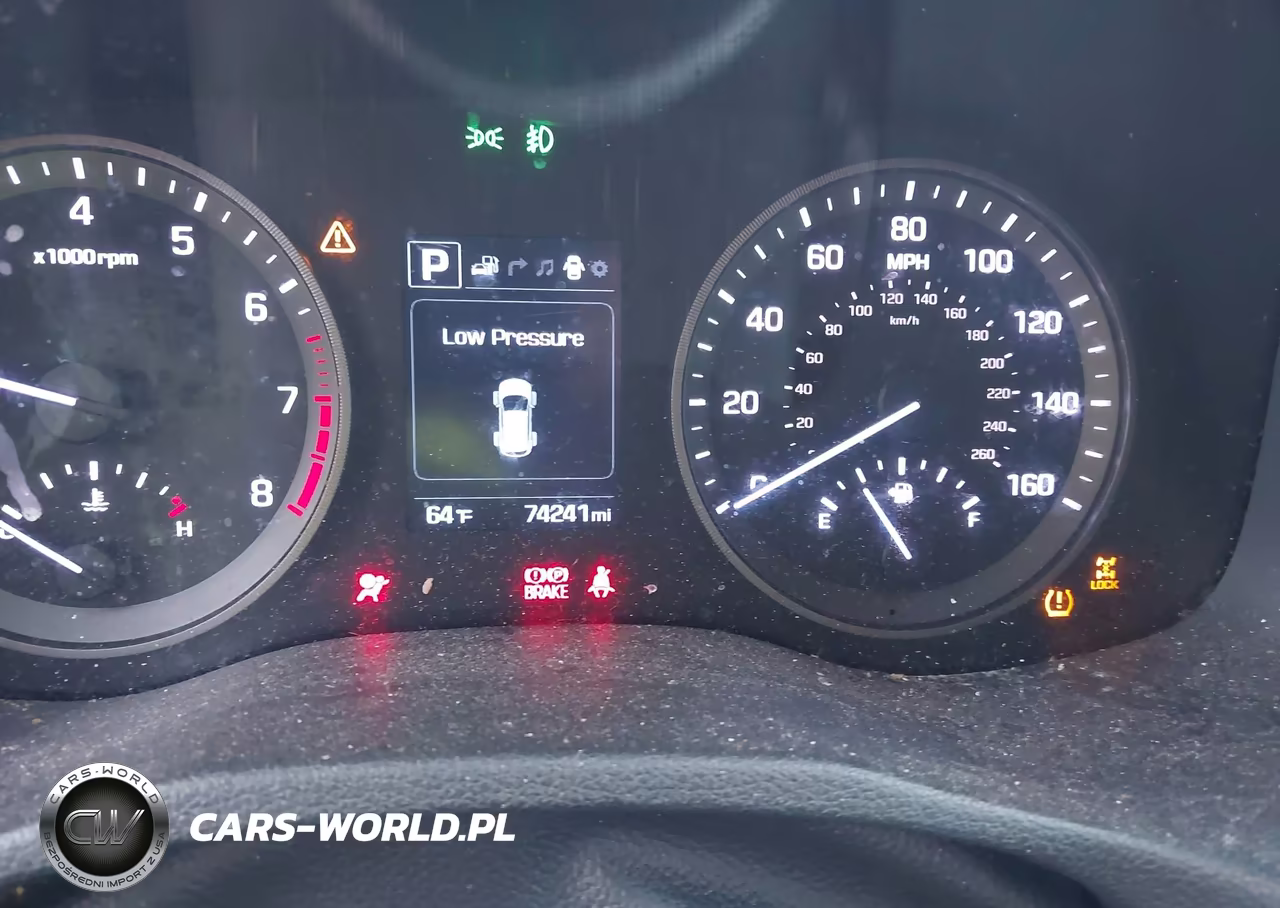 2017 Hyundai Tucson Se Plus VIN:KM8J3CA41HU409784 - 7